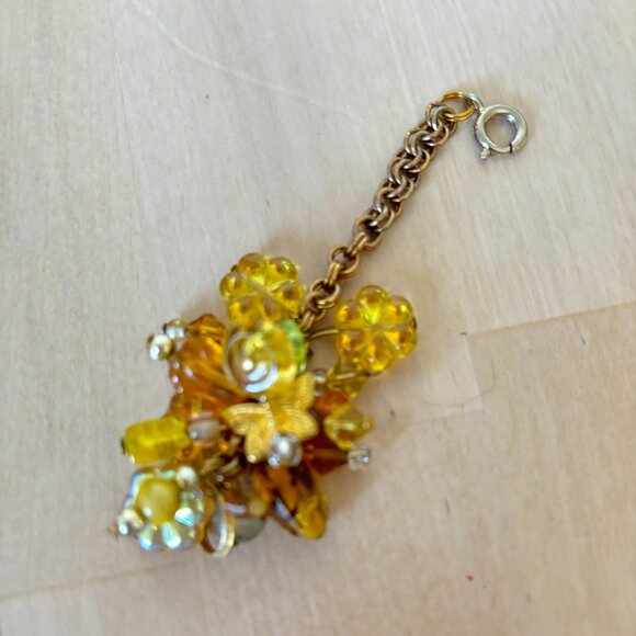 Charming Combination of Ochre and Gold Beaded Bracelets  (4) - Picture 7 of 8